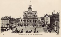 Place de L'Hôtel de Ville 