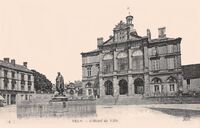 L'Hôtel de Ville 
