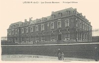 Les Grands Bureaux