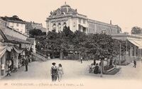 L'entrée du Parc et le Théâtre