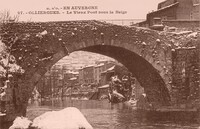 Le Vieux Pont sous la Neige