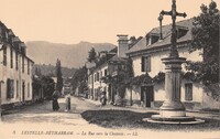 La Rue vers la Chapelle