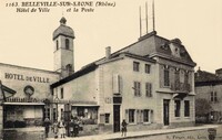 L'Hôtel de Ville et la Poste