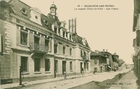 La Nouvel Hôtel de Ville - Les Postes