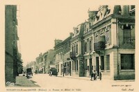 Postes et Hôtel de Ville