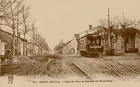 Grande Rue et Station du Tramway