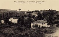 Les Eaux de la Ferme et l'hôtel Séjour de la Jeunesse à la Campagne 