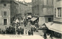 Rue Centrale un jour de Marché