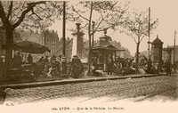 Quai de la Pêcherie. Le Marché 