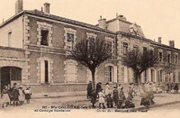 La Mairie et Groupe Scolaire