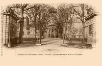 Église et Entrée de la Place du Chapitre