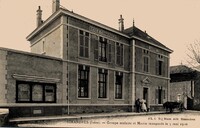 Groupe scolaire et Mairie