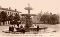 Fontaine - place du Promenoir