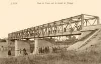 Pont de Vaux sur le Canal de Jonage