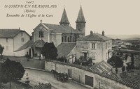 Ensemble de l'Église et la Cure