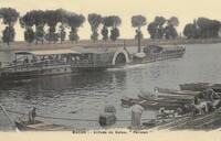 Arrivée du Bateau -Parisien - Lavandières