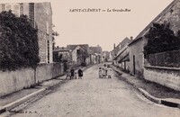 Saint-Clément-sur-Guye - La Grande Rue