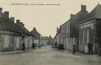 Allonnes - Entrée du Bourg route de la Suze