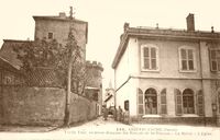 Vieille Tour ancienne demeure des Marquis de St Thomas -La Mairie L'Eglise