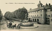 Place du Centenaire et boulevard de la Colonne
