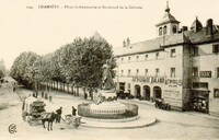 Place du Centenaire et Boulevard de la Colonne