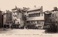 Vieilles Maison de la Place de lans -Hôtel de Ville