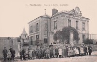Place de la Mairie - Les Ecoles