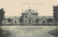 La Mairie et les Écoles