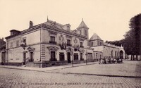 Place de la Mairie et l'Église