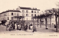La Place DE l'Église et le Marché
