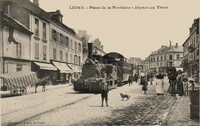 Place  de la Fontaine. Départ du Train