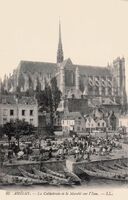La Cathédrale et le Marché sur l'Eau
