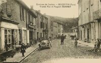 Grande rue et magasin bonnet superbe voiture ancienne