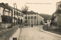 Avenue de la Gare et Place  de la Mairie