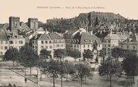 Place de la République et le Château