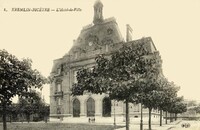 L'Hôtel de Ville 