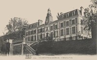 L'Hôtel de Ville 