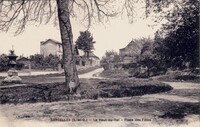 Le Haut-du-Roi -Place des Fêtes