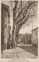 L'Avenue Sadi-Carnot direction Toulon-Hyères