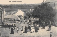La Sortie de la Messe -Grande rue