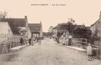 Saint-Clément - Rue de la Mairie