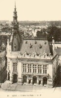 L'Hôtel de Ville 
