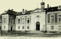 L'Hôtel de Ville 